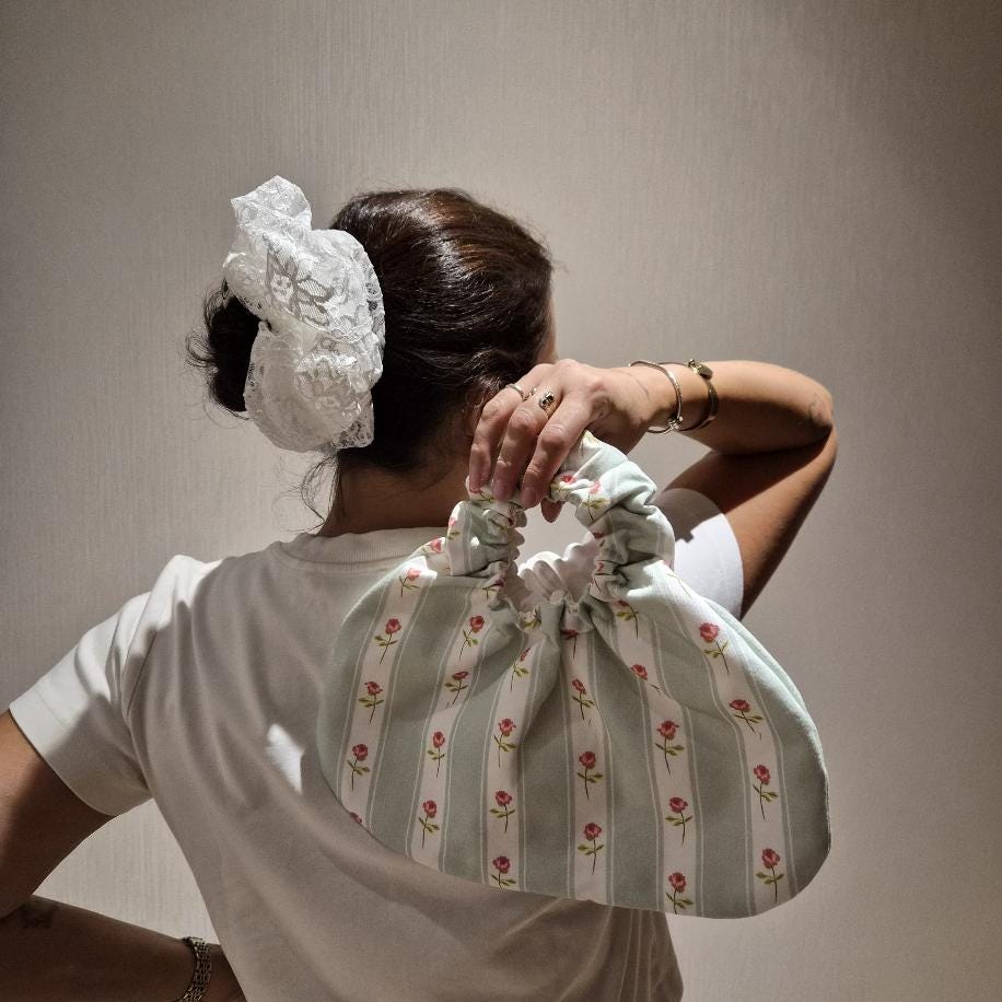 Rosie Handbag (Rose) — Çiçek Desenli El Yapımı Kumaş Çantalar | Rosano Studio